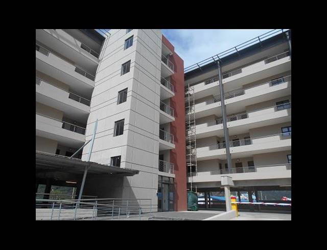 1 BEDROOM APARTMENT FOR SALE IN POINT WATERFRONT